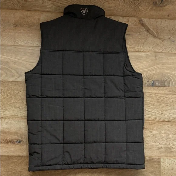 Men’s Ariat Crius Insulated Vest - Picture 5 of 7